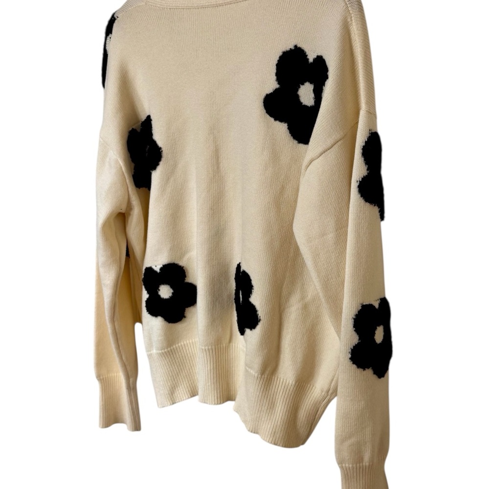 CIDER Floral Cream and Black Women's Sweater Size OXL - Picture 6 of 6